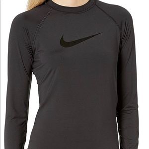 Nike Woman Dri-Fit Swim shirt long sleeve